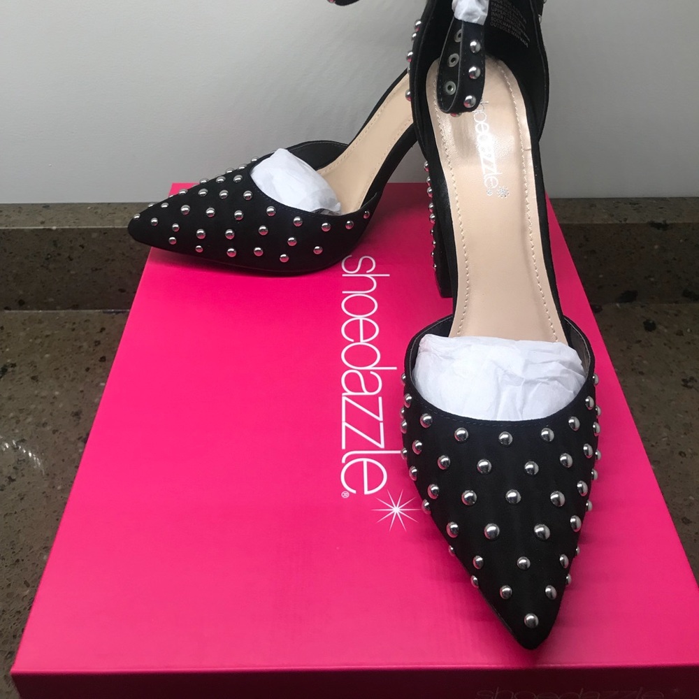 Pumps - Picture 4 of 5